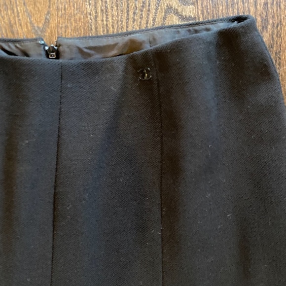CHANEL Wool Crepe A-line Skirt - US Size 10 - Picture 4 of 7